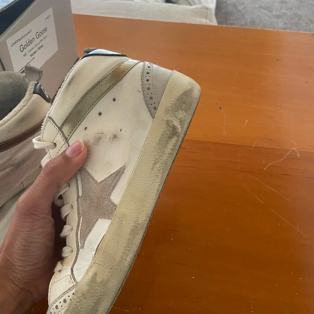 Golden Goose Mid Stars Sneakers